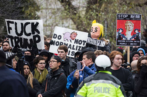 Fucktrumpsign_small-1ff68b77e9a5241110f0c80dfb132d3e-