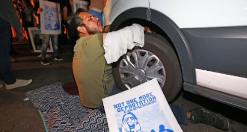 Garcia_de_rayos_protest-