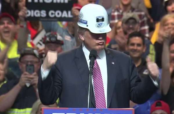 Trump_hardhat-